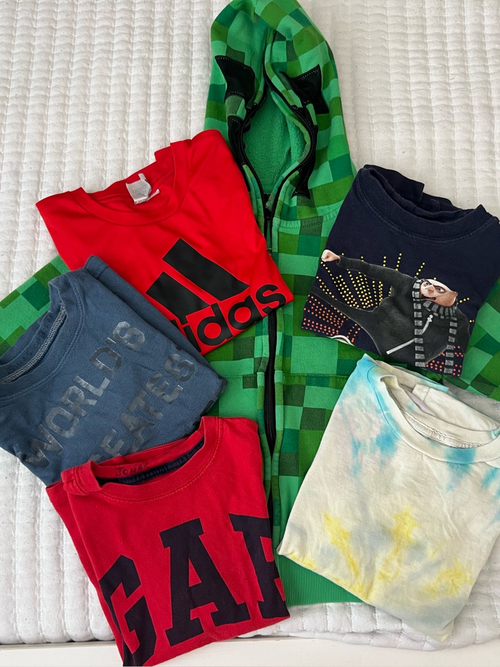 Pack of 6 items Kids hoodie + Tees 6T